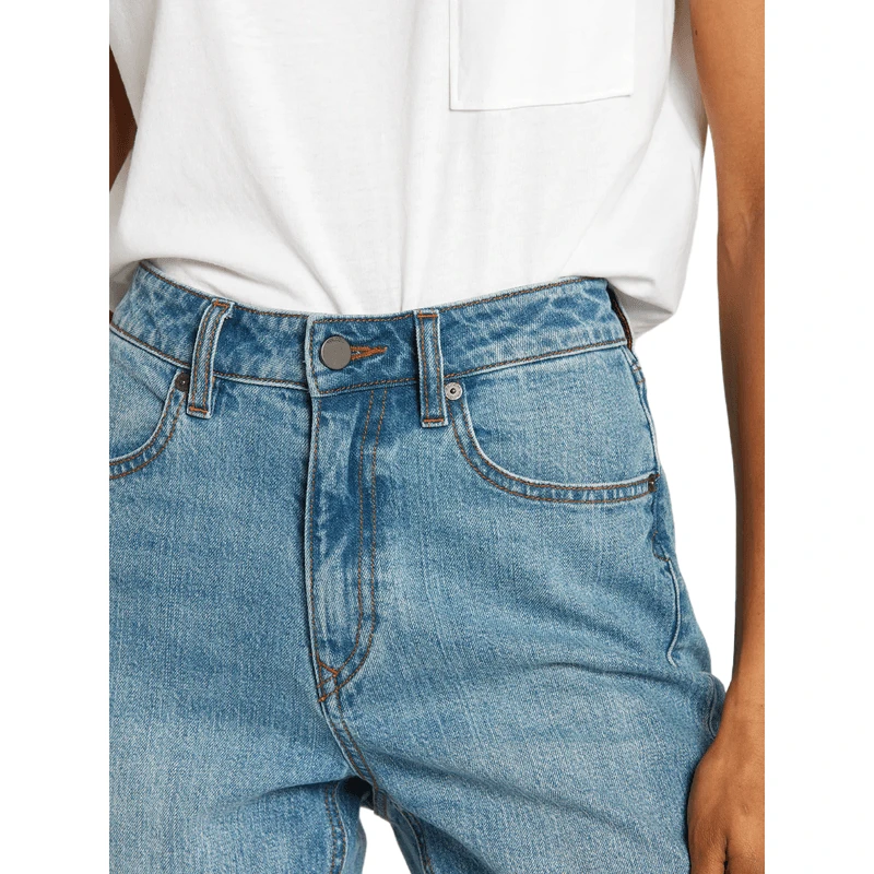 Volcom Liberator High Rise Jean - Women's 3 Volcom Liberator High Rise Jean - Women's - Image 3
